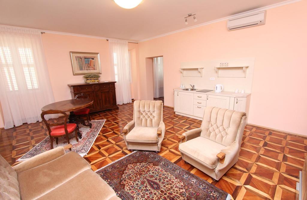 Apartments Casa Menis Ρόβινι Δωμάτιο φωτογραφία